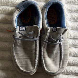 Hey Dude Youth Slip-On Loafers - Tan and Blue Size 4 Y